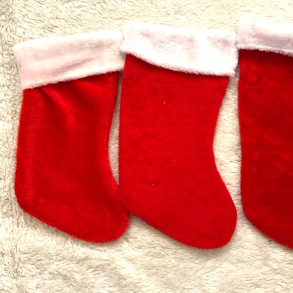 Red stockings - Picture 2 of 3